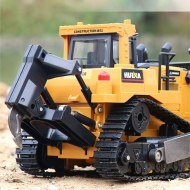 Huina 1569 1/16 2.4Ghz - RC Bulldozer with Scarifier